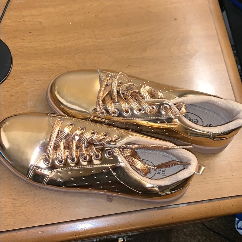 Never worn